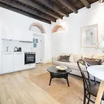 Easylife - Eleganza E Comodita Vicino Bocconi